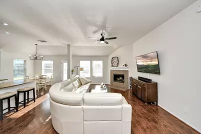 13008 Balsam Lake Court, Pearland, TX 77584 - Photo 12