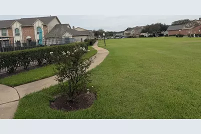 24 Wellington Court, Missouri City, TX 77459 - Photo 4