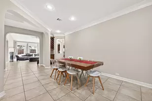 635 Doscher Ln, Sugar Land, TX 77479 - Photo 10