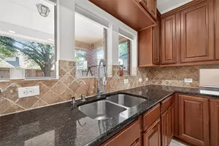 635 Doscher Ln, Sugar Land, TX 77479 - Photo 22