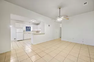 5502 Finch St, Houston, TX 77028 - Photo 4