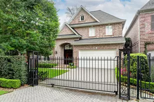 5469 Briar Dr, Houston, TX 77056 - Photo 2