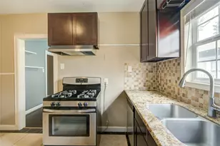 319 Coronado St, Houston, TX 77009 - Photo 18
