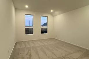 1306 W Shepard Dr, Dayton, TX 77535 - Photo 8