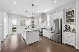 2913 Hicks St, Houston, TX 77007 - Photo 1