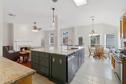 2912 Autumn Creek Drive, Friendswood, TX 77546 - Photo 8