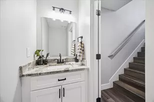 2108 Oatfield Dr, Houston, TX 77018 - Photo 10