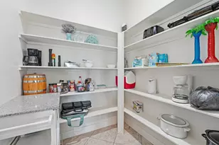 13102 John Reynolds Rd, Galveston, TX 77554 - Photo 24