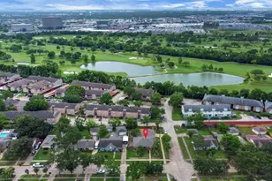 8931 Jackwood St, Houston, TX 77036 - Photo 40