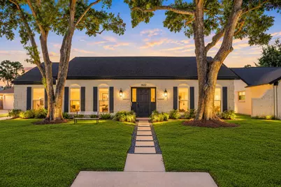 1922 Shadowdale Drive, Houston, TX 77043 - Photo 2