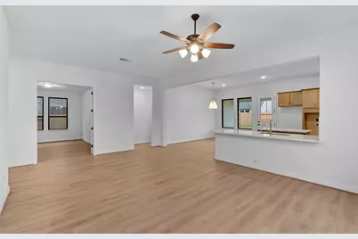 14818 Buffalo Head Avenue, Mont Belvieu, TX 77523 - Photo 10