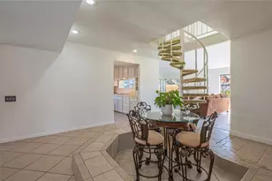16419 Laurelfield Dr, Houston, TX 77059 - Photo 14
