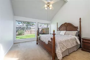 16419 Laurelfield Dr, Houston, TX 77059 - Photo 18