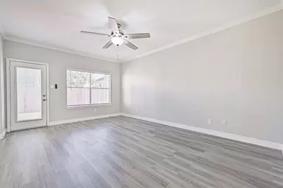 2034 Glencove Drive, Seabrook, TX 77586 - Photo 10