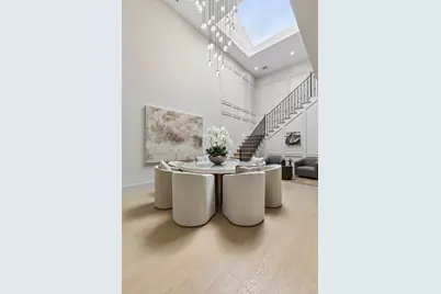 10 S Briar Hollow Lane #15, Houston, TX 77027 - Photo 12