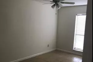 15323 Mira Vista Dr, Houston, TX 77083 - Photo 14