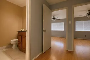 7913 Grove Ridge Dr, Houston, TX 77061 - Photo 20