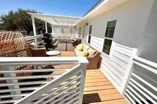 4312 Ave O 1/2, Galveston, TX 77550 - Photo 2