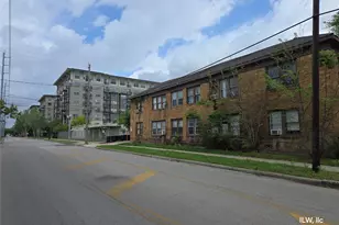 1658 W Main St, Houston, TX 77006 - Photo 8