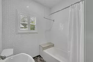 311 E 8th St, Houston, TX 77007 - Photo 12