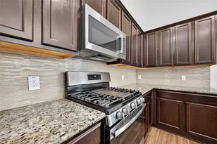 417 Burning Tree Ln, West Columbia, TX 77486 - Photo 20
