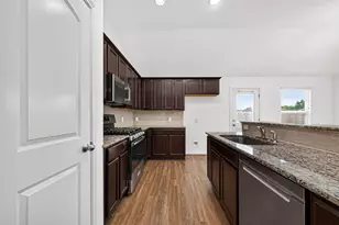 417 Burning Tree Ln, West Columbia, TX 77486 - Photo 22