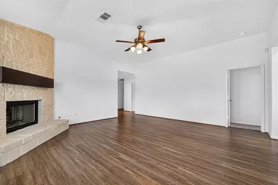 417 Burning Tree Lane, West Columbia, TX 77486 - Photo 8