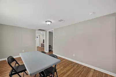 223 E Melville Drive, Crosby, TX 77532 - Photo 12