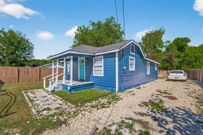 223 E Melville Drive, Crosby, TX 77532 - Photo 6