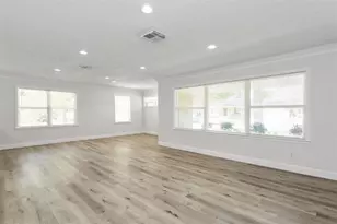 10825 Willowisp Dr, Houston, TX 77035 - Photo 14