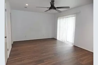5662 Longwood St, Beaumont, TX 77707 - Photo 14