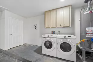 12625 Memorial Dr, Houston, TX 77024 - Photo 20