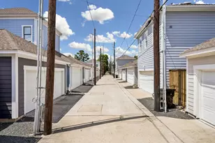718 Ashland St, Houston, TX 77007 - Photo 30
