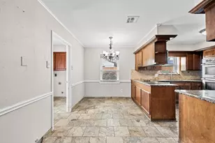 28923 Pine Hill Dr, Shenandoah, TX 77381 - Photo 16