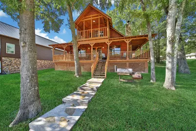 76 Hunters Creek Drive, Huntsville, TX 77340 - Photo 2
