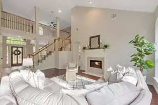 135 S Bluff Creek Cir, The Woodlands, TX 77382 - Photo 14