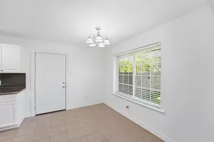 1300 E Hanson St, Cleveland, TX 77327 - Photo 18