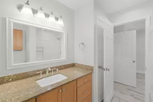 1710 Willowby Dr, Houston, TX 77008 - Photo 14