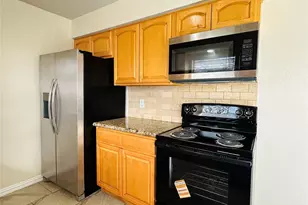 16207 Camino Del Sol Dr, Houston, TX 77083 - Photo 4