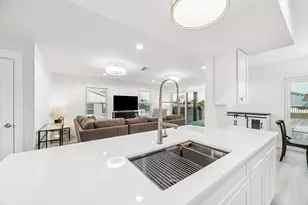 1814 Tiki Dr, Tiki Island, TX 77554 - Photo 16