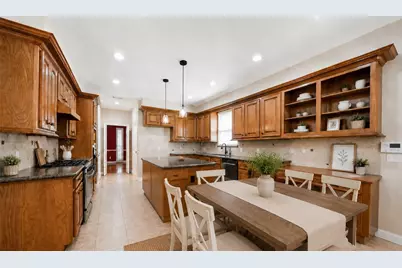 10411 Hondo Hill Road, Houston, TX 77064 - Photo 8