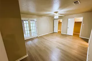 15127 Forest Lodge Dr, Houston, TX 77070 - Photo 8