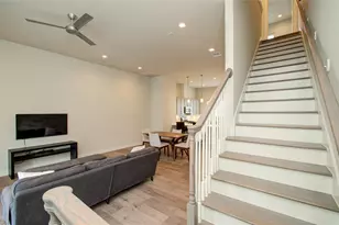 5205 Allen St, Houston, TX 77007 - Photo 18