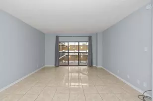 661 Bering Dr, Houston, TX 77057 - Photo 8