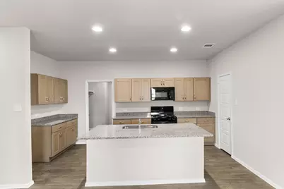 312 Legacy Point Drive, Sealy, TX 77474 - Photo 8