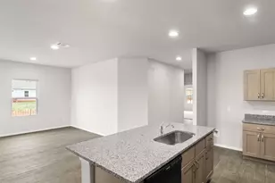 312 Legacy Point Dr, Sealy, TX 77474 - Photo 10