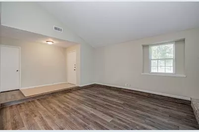 28706 Savannah Drive, Shenandoah, TX 77381 - Photo 10