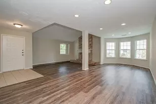 28706 Savannah Dr, Shenandoah, TX 77381 - Photo 6