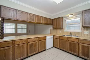 28706 Savannah Dr, Shenandoah, TX 77381 - Photo 20