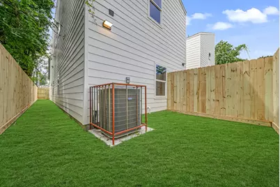 966 South Lane #A/B, Houston, TX 77088 - Photo 28
